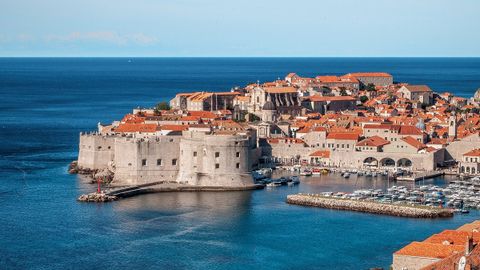 Vacanze in Croazia in barca: cosa vedere e quali piatti assaggiare