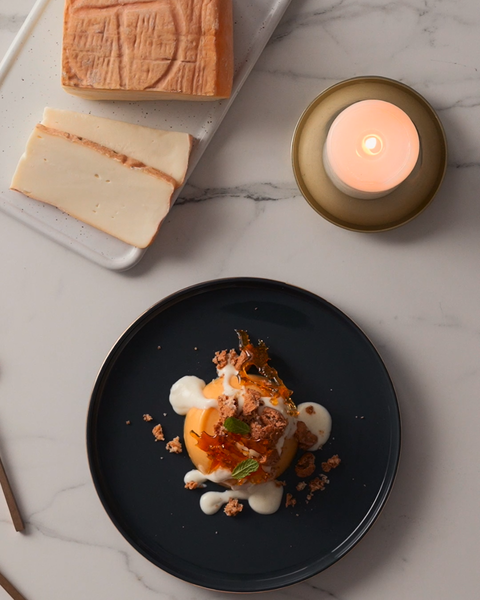 La ricetta: Tortino di zucca con Taleggio D.O.P., amaretti e caramello