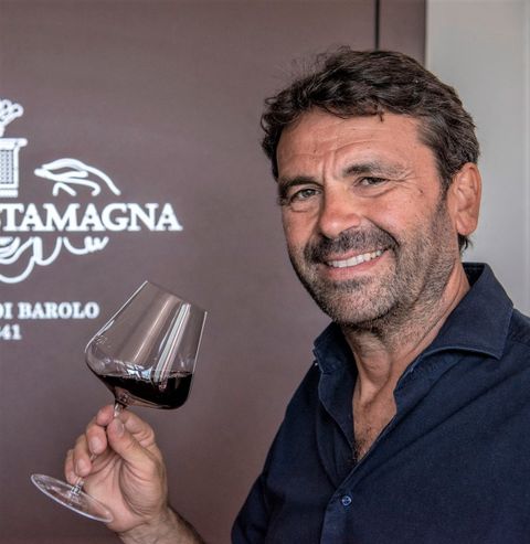Vino e storia per Rocche Costamagna: una delle più storiche realtà vitivinicole di La Morra