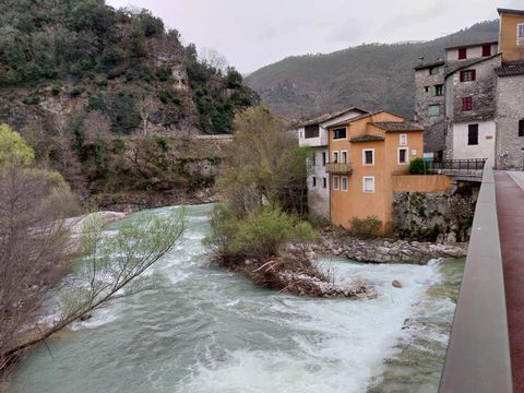 Alpes Maritimes: alla scoperta di Roquestéron (Foto)
