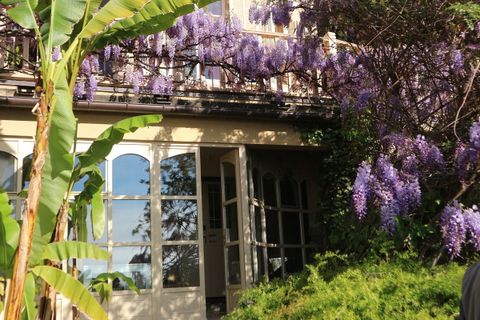 Albenga: i Glicini di Villa della Pergola al centro di una conferenza di Alessandra Ricci