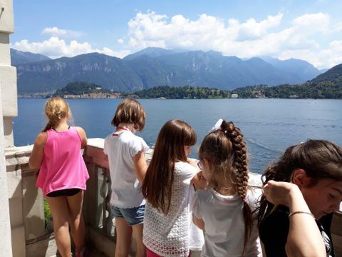 Villa Carlotta: meta prediletta per turisti italiani e stranieri. Il programma di agosto.