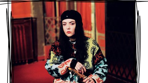 Un concerto esclusivo a Monaco:  la magia di “Unplugged” la cantautrice francese Hoshi