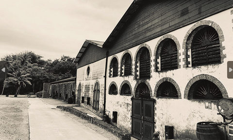 Martinica: Caraibi, croissant e rum agricole