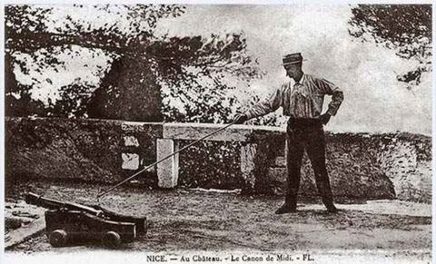 Nizza: le due versioni della storia del colpo di cannone di mezzogiorno