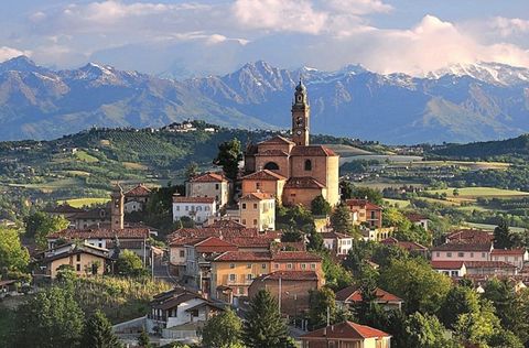 Vacanze nell'astigiano tra feste, castelli e grotte