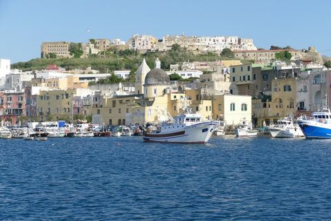 Come organizzare una vacanza a Ischia? Alcuni suggerimenti