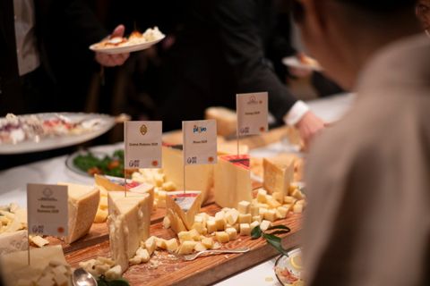 Formaggi DOP e IGP nei menù online: più attenzione, più correttezza