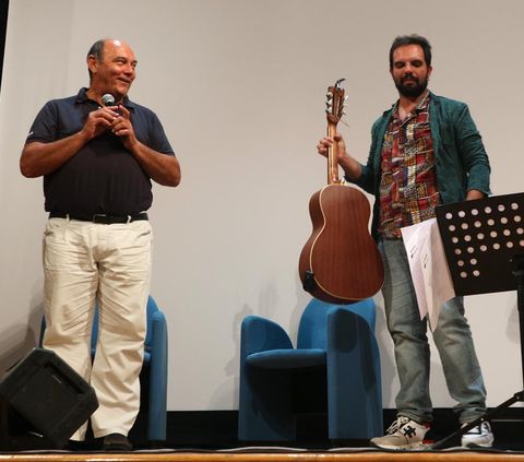 Limone Piemonte - Libri da Gustare: ancora un grande successo per il cantante sanremese Christian Gullone (Foto).