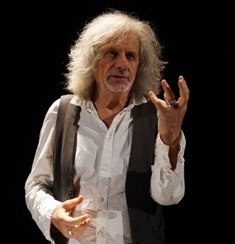 Ventimiglia: Alessandro Bergonzoni apre in grande la stagione teatrale “Sipario d’autore”