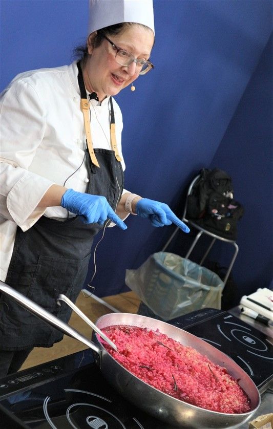 La cuoca selvatica ci spiega come utilizzare l'Opuntia in cucina La cuoca selvatica ci spiega come utilizzare l'Opuntia in cucina