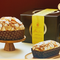 Vallecrosia (IM) una festa per i primi 7 anni di dolcezza di DULCIS IN FUNDO. Per i clienti in arrivo un omaggio speciale: il Pan Fiore