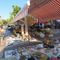 Tanti oggetti e tante curiosità nei marché à la brocante in Costa Azzurra