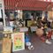 Tanti oggetti e tante curiosità nei marché à la brocante della Costa Azzurra