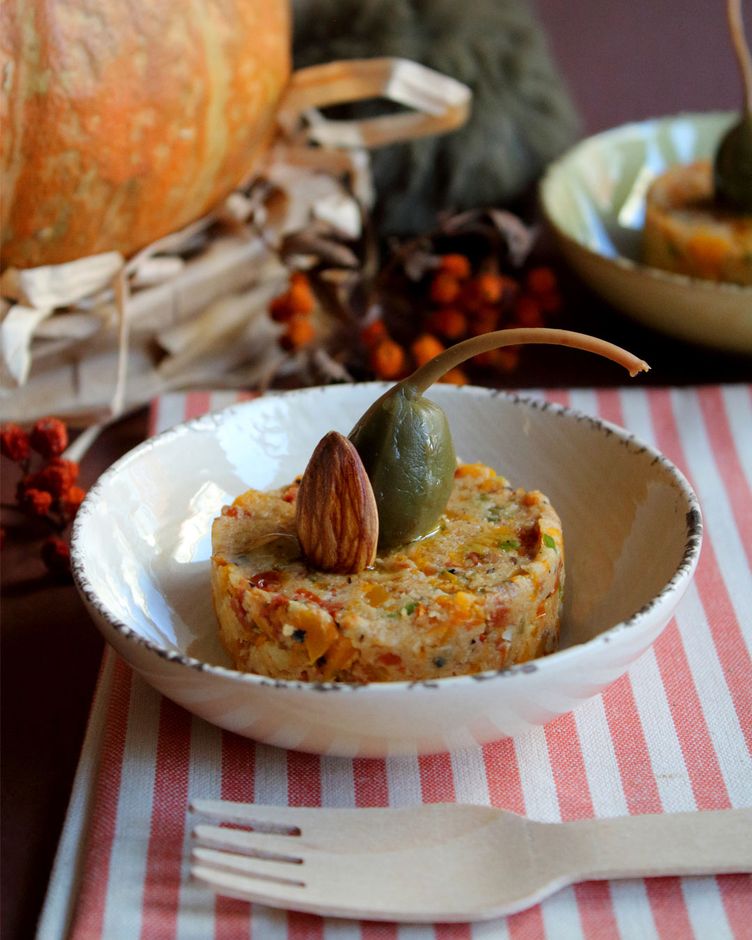 Paté vegetariano di Zucca e olio al mandarino: un piccolo, ma appetitoso antipasto Paté vegetariano di Zucca e olio al mandarino: un piccolo, ma appetitoso antipasto