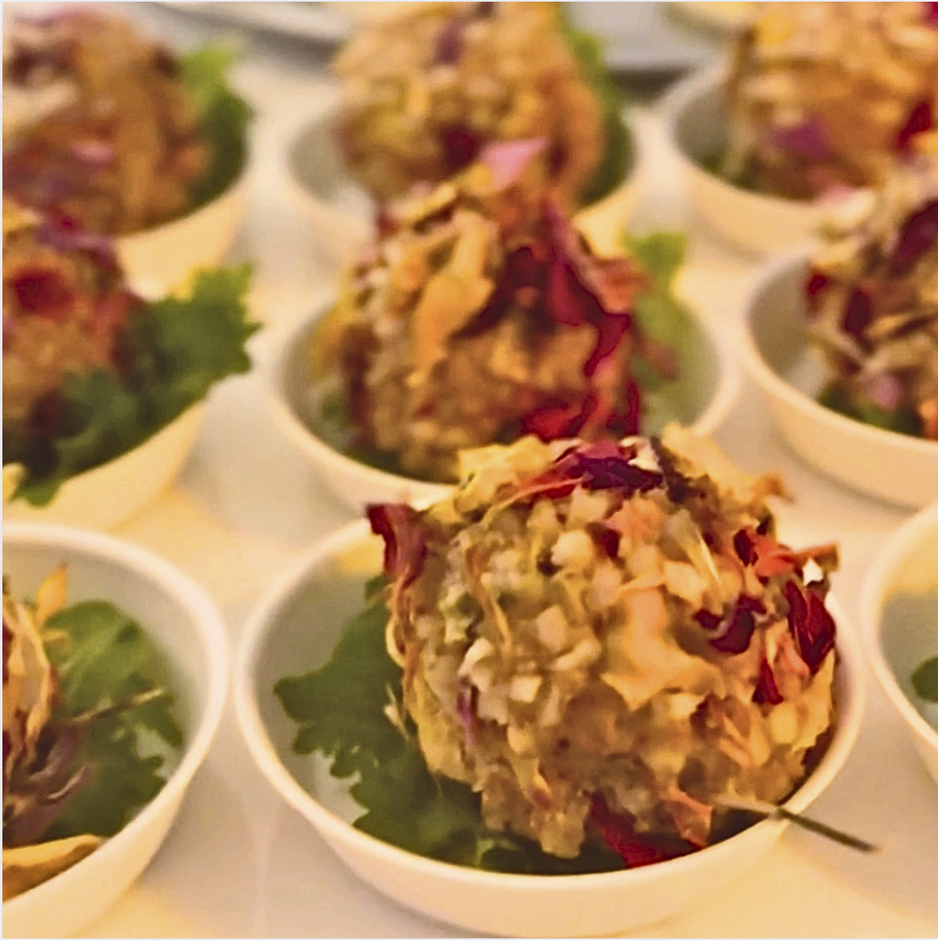 Le Praline di tofu mediterranee ai fiori eduli dello chef ortocentrico Claudio Di Dio (Ricetta)