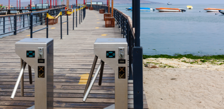Sicilia, stop ai tornelli: mare libero per tutti
