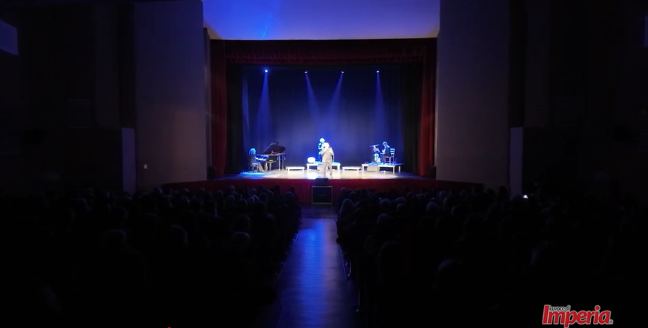 Imperia: Platone in scena, filosofia e sport si incontrano al Teatro Cavour Imperia: Platone in scena, filosofia e sport si incontrano al Teatro Cavour