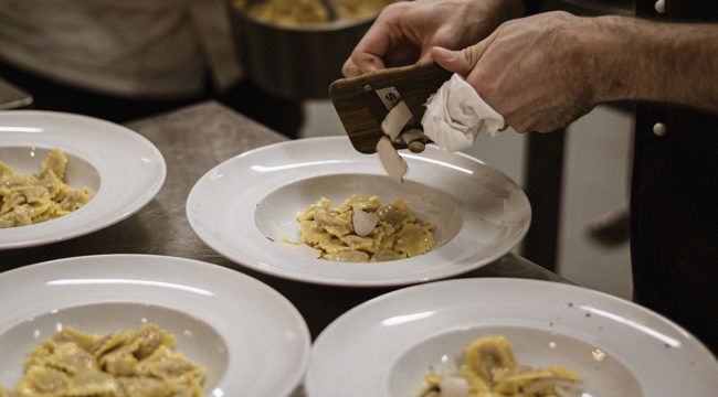 Torino: la cucina del Monferrato grande protagonista dell'Osteria Rabezzana Torino: la cucina del Monferrato grande protagonista dell'Osteria Rabezzana