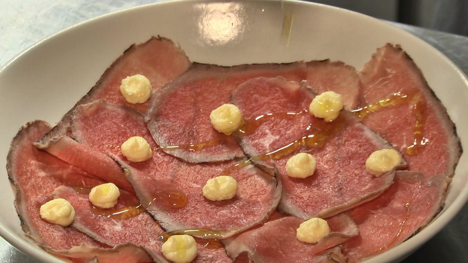 Imperia: Surf un laboratorio gourmet, affacciato sul porto attento alla qualità e alla sostenibilità Imperia: Surf un laboratorio gourmet, affacciato sul porto attento alla qualità e alla sostenibilità