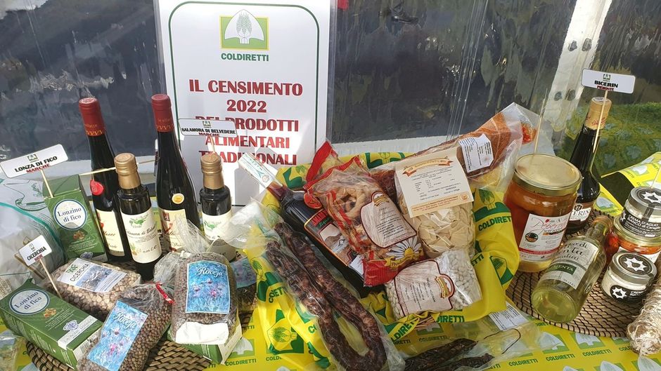 I piccoli borghi meta estiva di due turisti su tre, Coldiretti Piemonte: "Qui il meglio del patrimonio gastronomico” I piccoli borghi meta estiva di due turisti su tre, Coldiretti Piemonte: "Qui il meglio del patrimonio gastronomico”