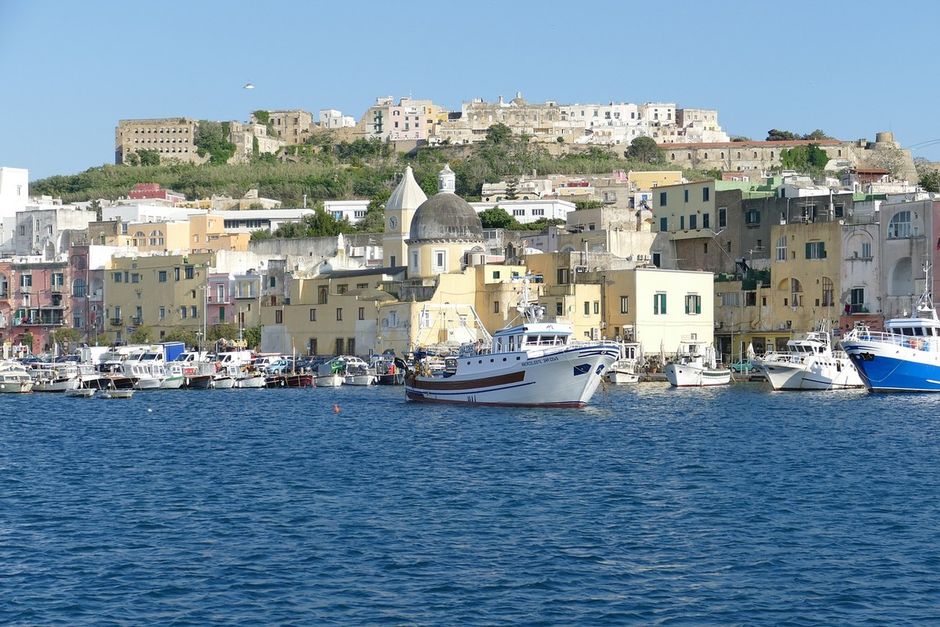 Come organizzare una vacanza a Ischia? Alcuni suggerimenti