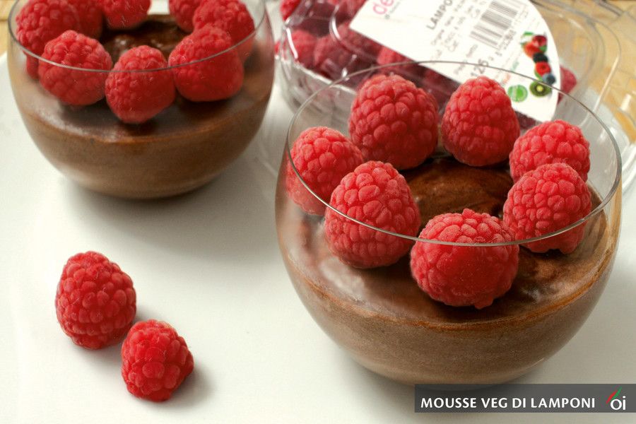 La ricetta vegana: una deliziosa mousse di lamponi La ricetta vegana: una deliziosa mousse di lamponi