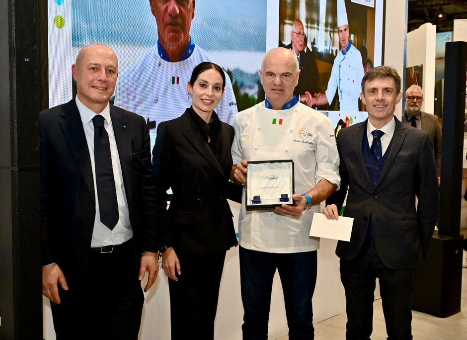 Da sinistra Fabio Dadati,  assessore Debora Massari, lo chef Enrico Derflingher e  Francesco Cavadini