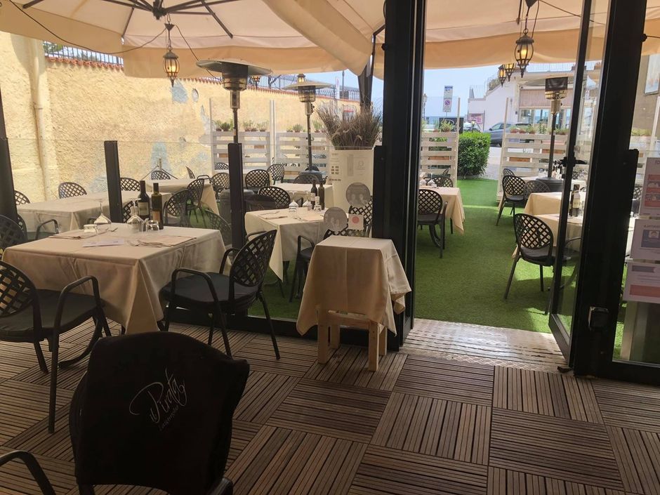 Laigueglia (SV):  ha riaperto il Pirata con il suo ampio e confortevole dehors e la sua cucina sempre deliziosa