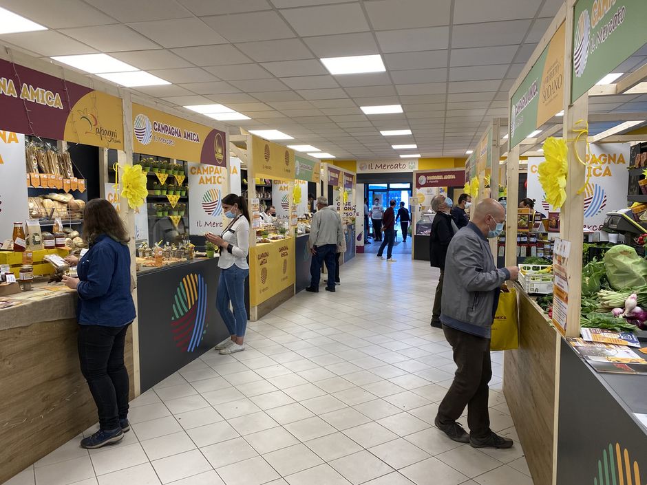 Asti: al Mercato Contadino di Campagna Amica blind tasting di vini bianchi e laboratori pratici con agriassaggi