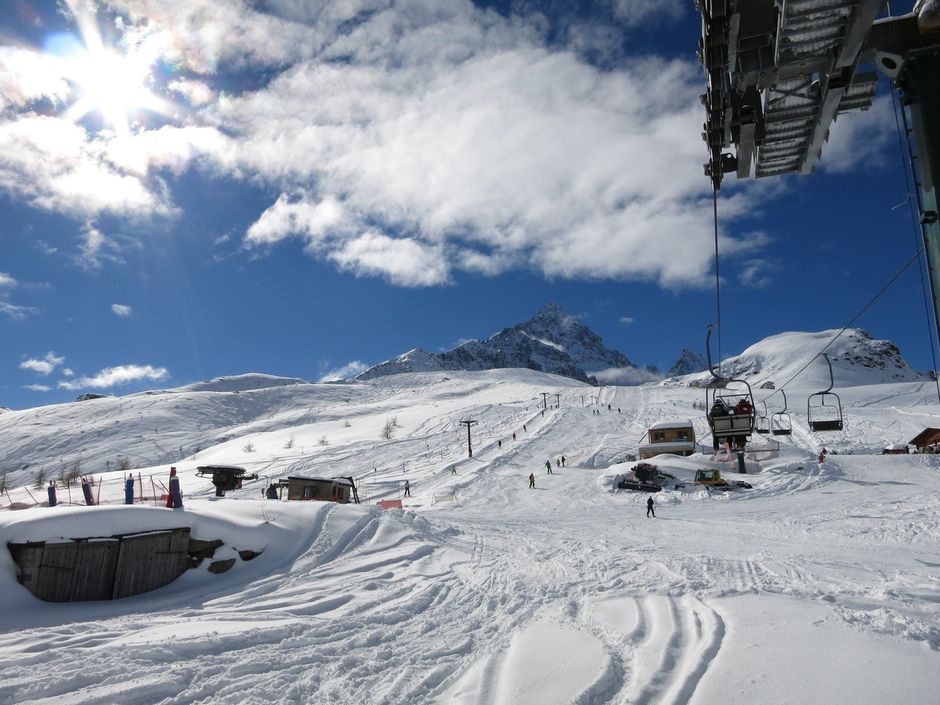 Dopo le abbondanti nevicate Crissolo (CN)è pronta per l'apertura degli impianti Dopo le abbondanti nevicate Crissolo (CN)è pronta per l'apertura degli impianti