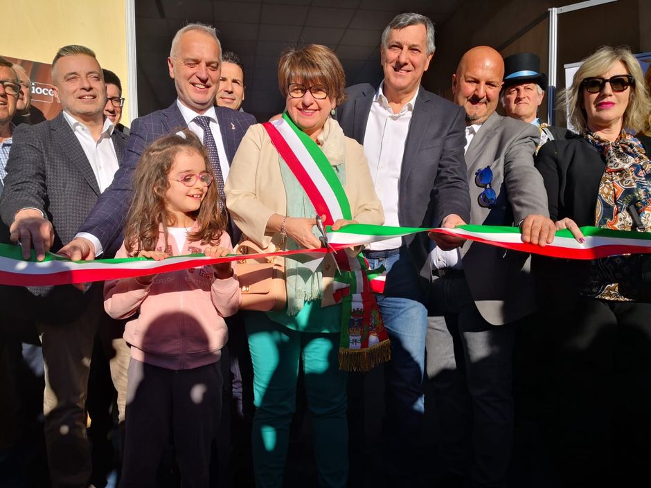 A Borgo è iniziato il week-end più goloso dell'anno: inaugurato “Un Borgo di Cioccolato” [FOTO]