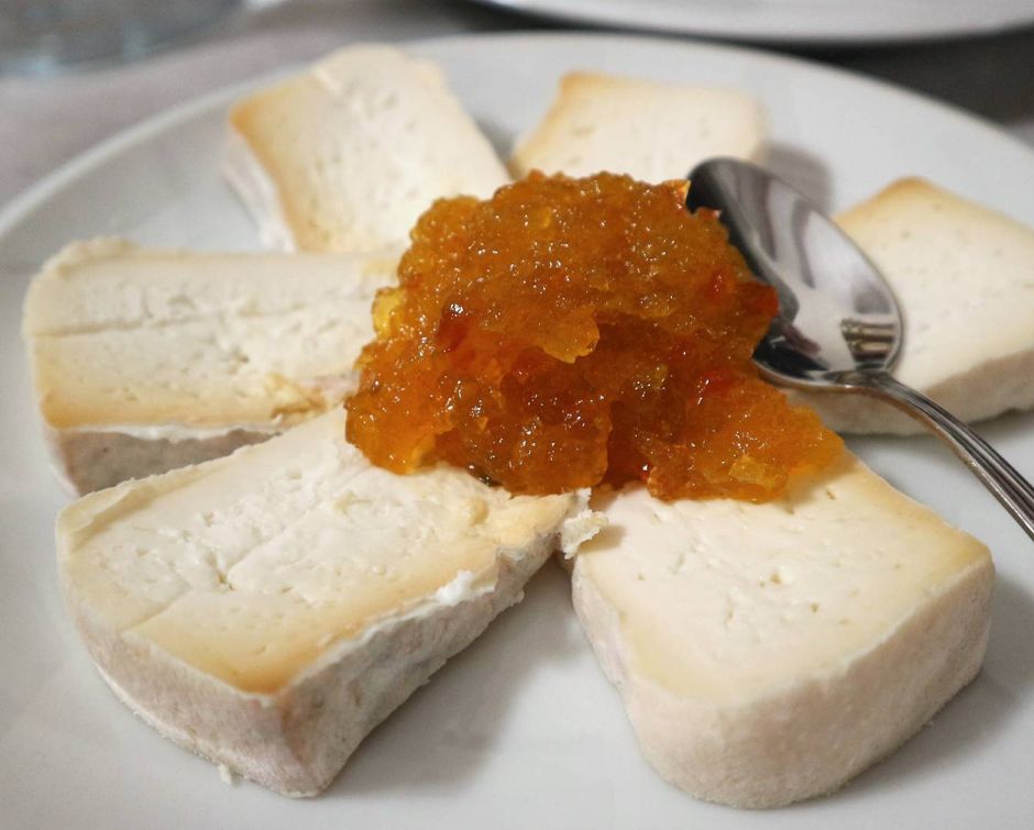 Cucina della tradizione e sapori del territorio sulla tavola delle Caprette del parco di Pigna (IM)