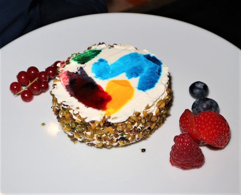 Albissola Marina: l’arte entra in cucina e il piatto diventa un’opera con lo chef Mauro Granone (Fotogallery) Albissola Marina: l’arte entra in cucina e il piatto diventa un’opera con lo chef Mauro Granone (Fotogallery)