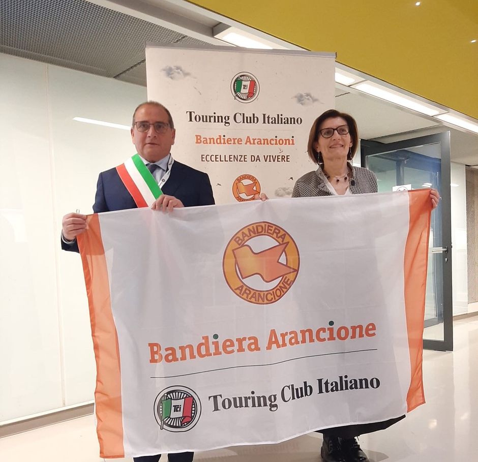 Castagnole Lanze si conferma un'eccellenza: rinnovata la Bandiera Arancione