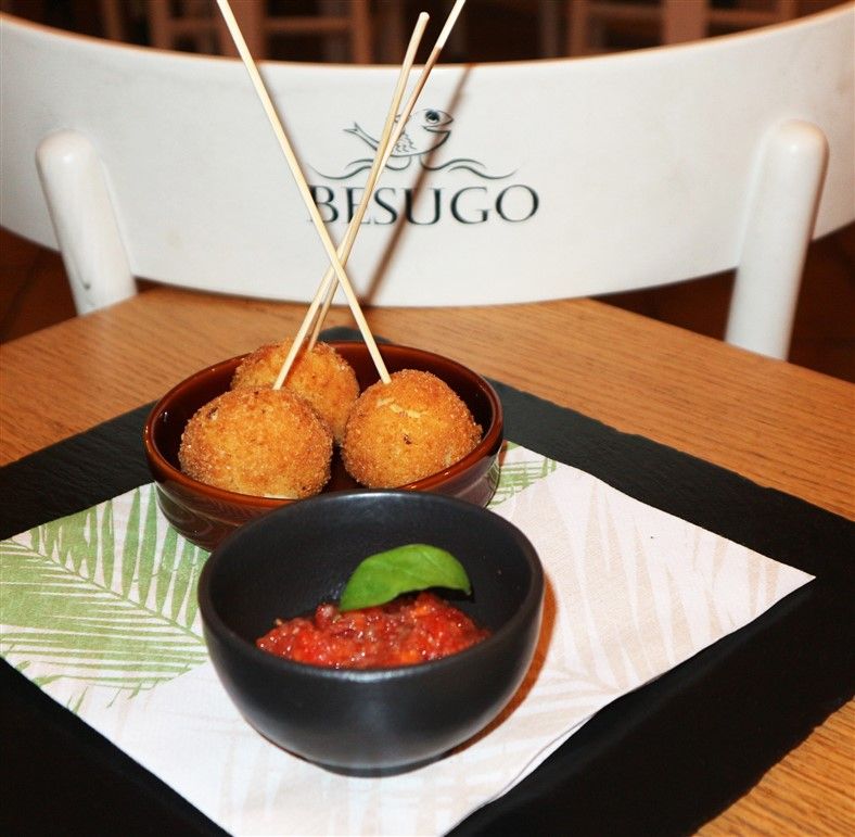 Imperia: l’Hostaria Besugo è il faro per la cucina di pesce nel porto di Oneglia.