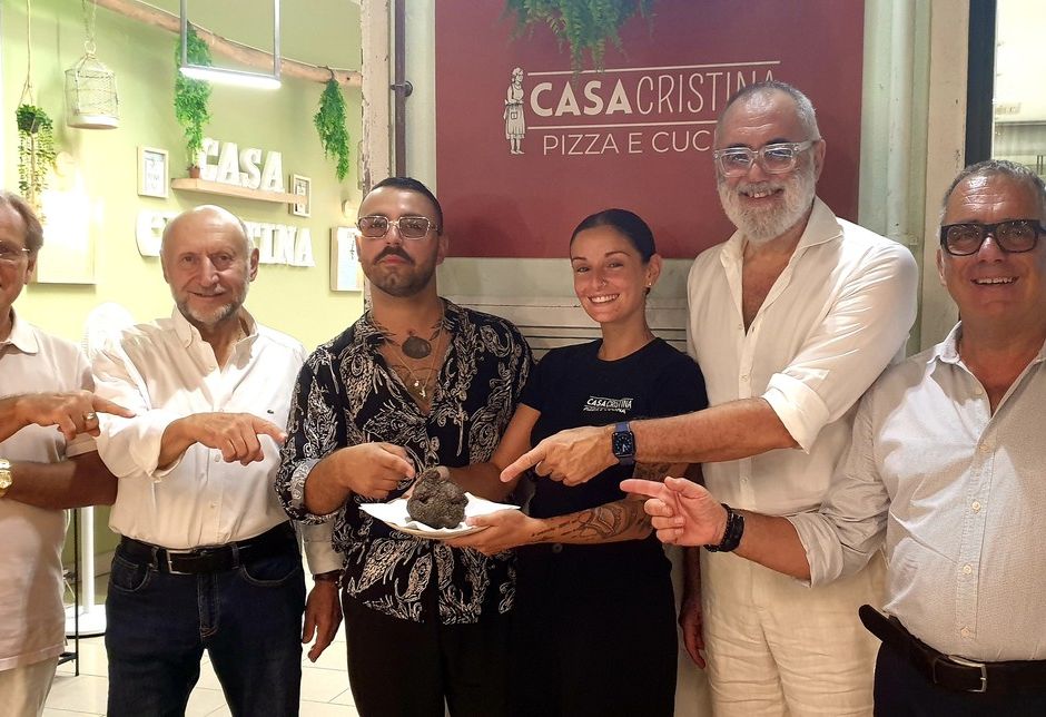 Successo di cuochi e di pubblico per i &quot;Martedì del Tartufo Nero del Monferrato&quot; di Ceriale