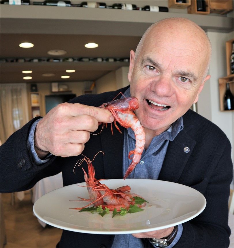 Enrico Derflingher, uno dei più grandi chef italiani al mondo, a Sanremo per gustare il Gambero Rosso