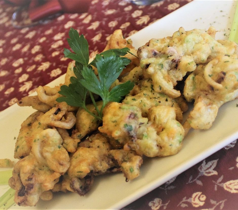 Alla scoperta della cucina ligure: tanti piatti non solo pesto. Festeggia l’arrivo della primavera con i Friscieu (RICETTA)