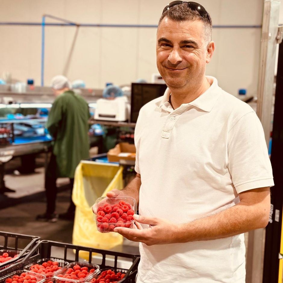 “RADICI – storie di terra” Piccoli frutti tra il bello e il “cattivo” tempo