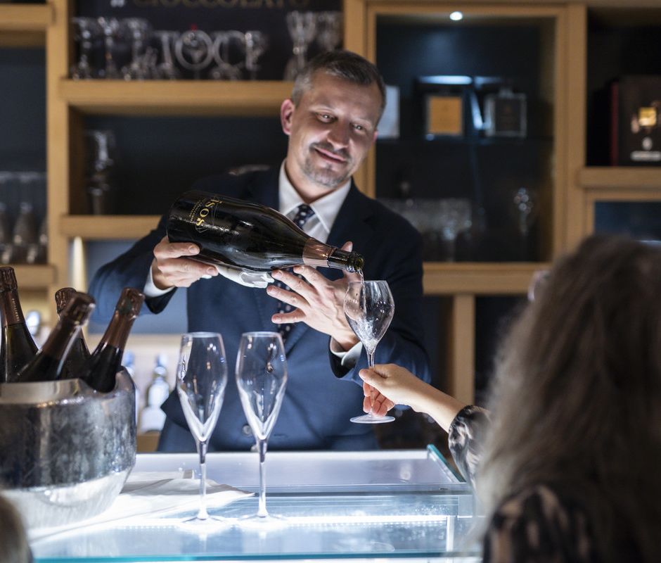 Un incontro di grande eccellenza a Milano: lo Champagne Isos, creato da Les Fa’Bulleuses e il riso Carnaroli Isos di Campo dell’Oste protagonisti di una cena emozionante al VOCE di Aimo e Nadia