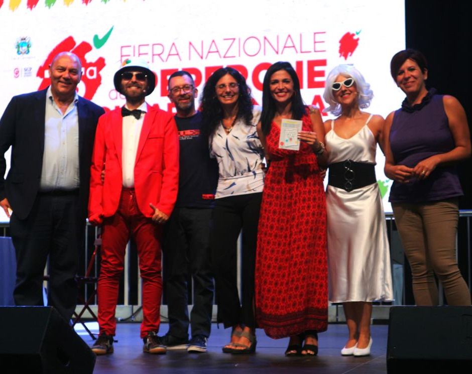 Grande successo per l'anteprima nazionale dello spettacolo di teatro scientifico &quot;Confessione di una vitamina&quot;, ideato da Renata Cantamessa.