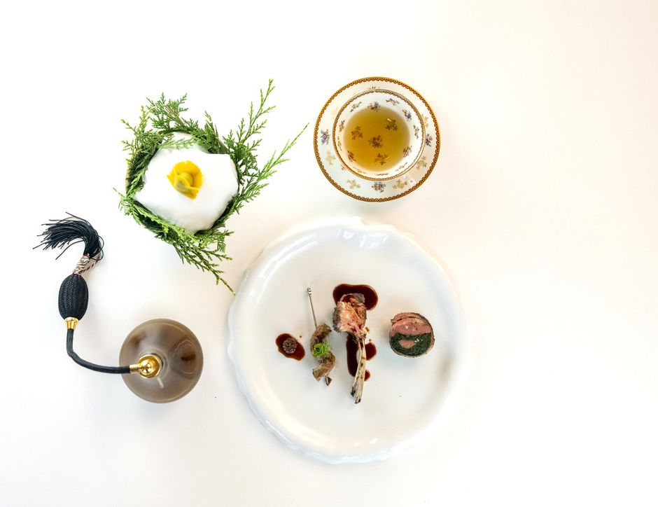 Lorenzo Manosperti, sous chef dell’Orangerie di Bossolasco (CN) si aggiudica il prestigioso Acqua Panna Award for Connection in Gastronomy della S.Pellegrino Young Chef Academy.