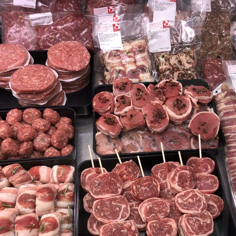 Nel cuore della città di Torino, un nuovo gioiello gastronomico: “Agrisalumeria Luiset”
