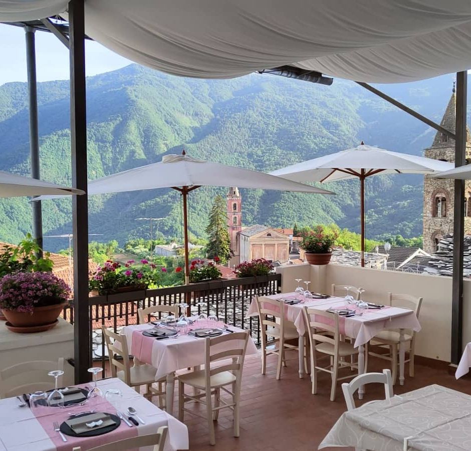 Cosio d'Arroscia (IM): ristorante Cadò propone la cucina della tradizione con un tocco di modernità