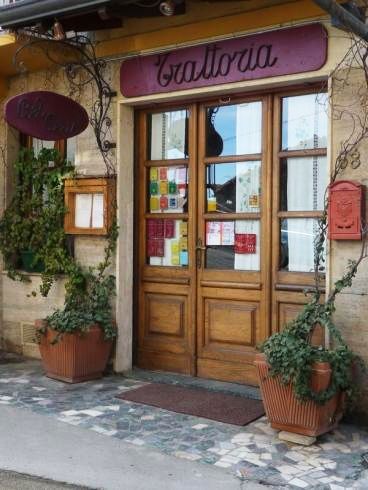 Torino: la Trattoria Ristorante &quot;Bel Deuit&quot; offre ottima cucina e accoglienza perfetta.