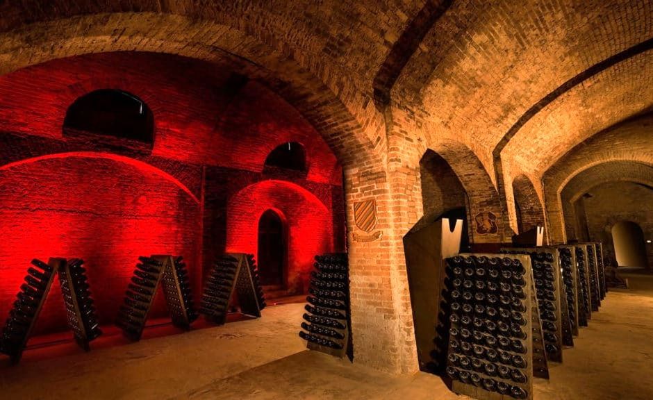Canelli (AT): un posto bellissimo che quando si parla di vino, da borgo diventa città