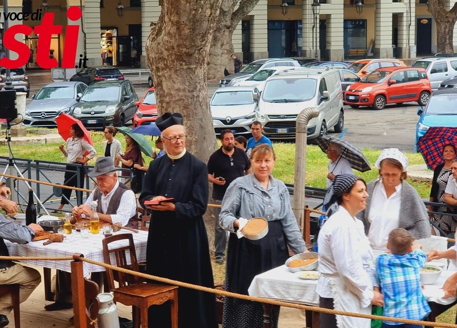 Grazie alle Pro loco, Asti ha vissuto un ennesimo 'viaggio' nella tradizione [GALLERIA FOTOGRAFICA e VIDEO]