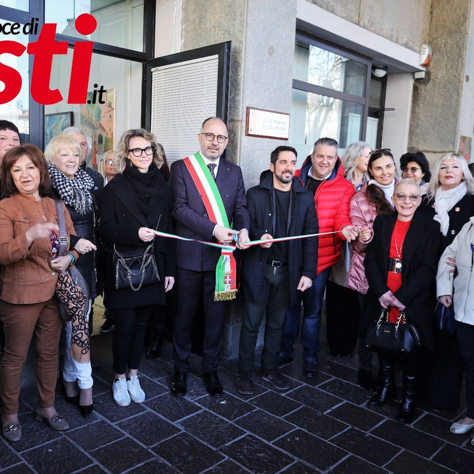 Asti: inaugurata la mostra collettiva “Universo Donna”