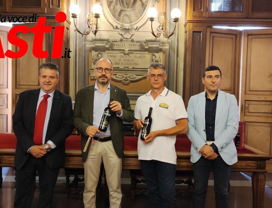 Asti, domenica in piazza Alfieri arriveranno oltre 100 'meraviglie su quattro ruote'